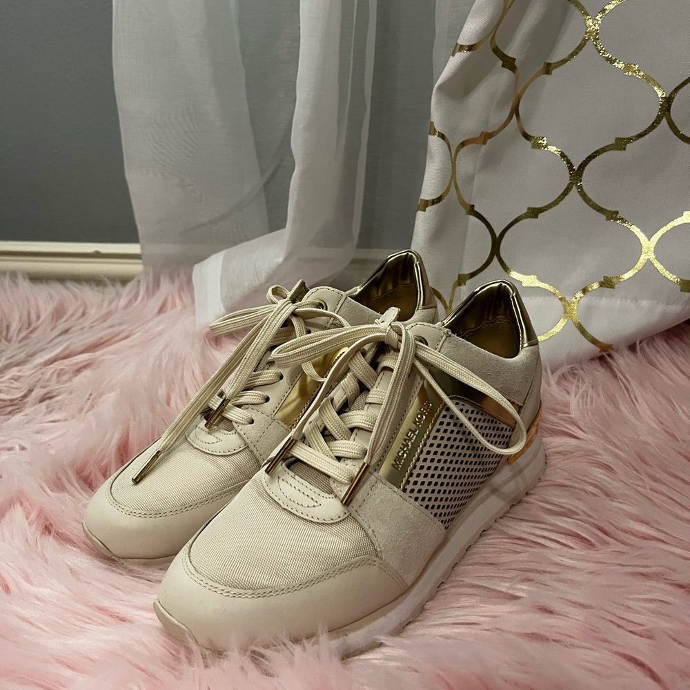 Michael Kor’s shoes